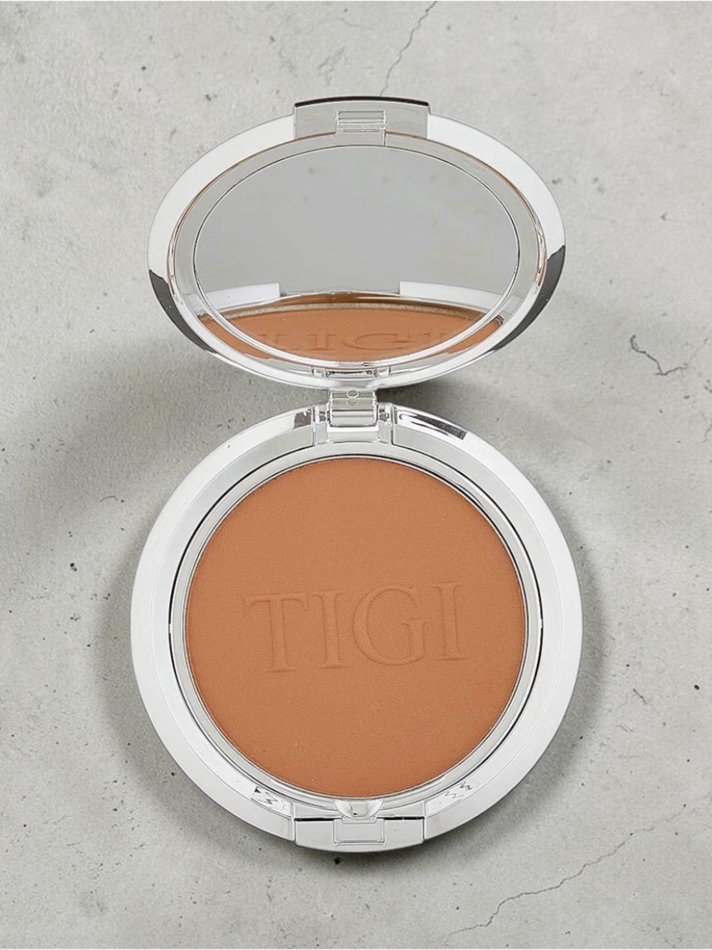 TIGI Powder Foundation - Entice